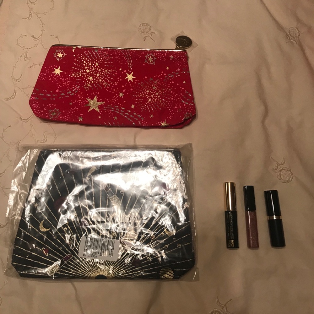 Estee Lauder makeup & 2 makeup bags - Picture 5 of 9